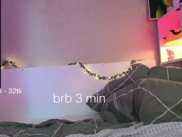 Chaturbate Free Porn Cam of elusive_mia