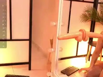 Chaturbate Live Porn of shiny_lily