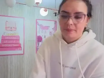 Chaturbate Live Sex Cam of zarcasutra_t