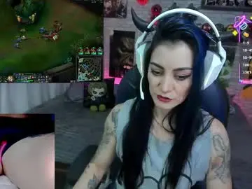 Chaturbate Nude Webcam of mature_gamer