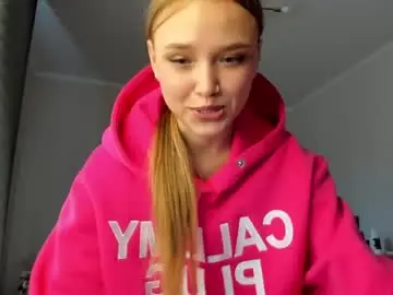 Chaturbate Watch Live Sex Cams of flooora_0