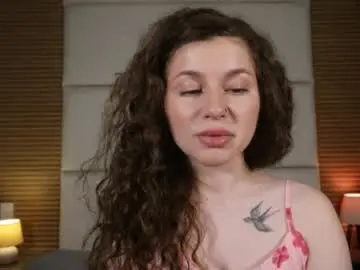 Chaturbate Live Sex Cam of alicebellamy