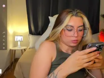 Chaturbate Best Webcam of dakottaa__