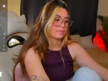 Chaturbate Free Porn Cam of dakottaa__