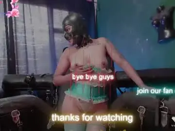 Chaturbate Free Porn Cam of kenllyhot_and_valeriahell