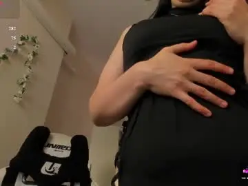 Chaturbate Watch Live Sex Cams of lea_shadom
