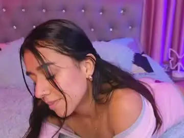 Chaturbate Live Sex Cam of emiiscoot_1