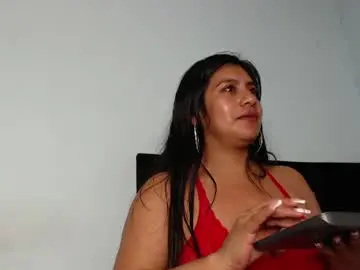 Chaturbate Adult Video Chat of milf_anay_