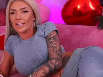 Chaturbate Sex Cam of therealfallingangel