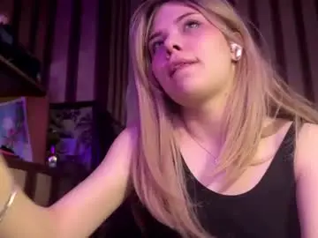 Chaturbate Watch Live Sex Cams of milakittys