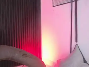Chaturbate Best live sex cam show of issafoxx