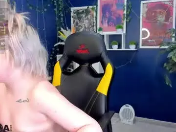 Chaturbate Live Sex Cam of mia_ferd