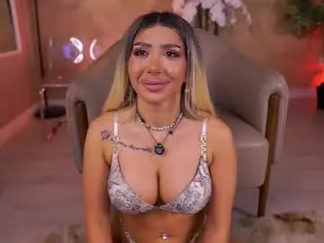 Chaturbate Sex Chat of lucyyrosse