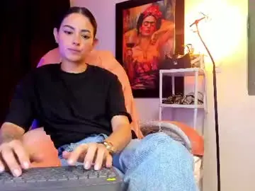 Chaturbate Sex Chat of kimmberly_saenz_