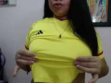 Chaturbate Live Sex Cam of pamela_claus