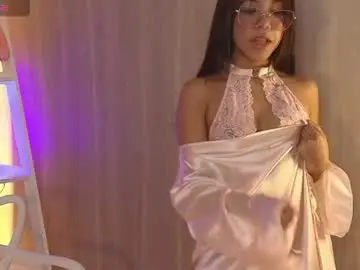 Chaturbate Live Porn of emily_sweett12