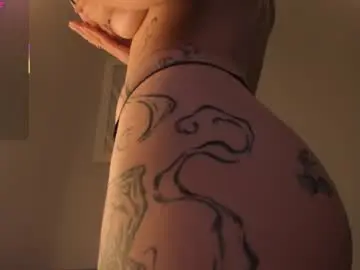 Chaturbate Watch Live Sex Cams of hollyylee