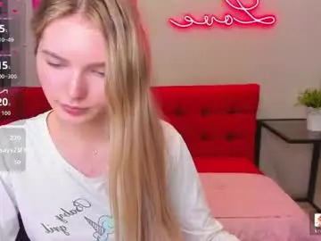 Chaturbate Live Sex of evelineamore
