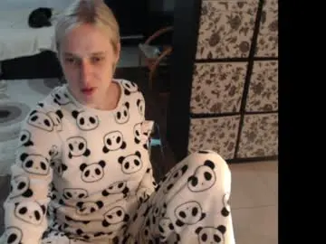 Chaturbate Live Sex Cam of mrsluck