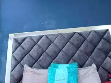 Chaturbate Free Live Porn of ebony__jheim