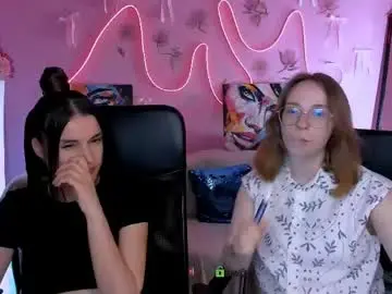 Chaturbate Sex Cam of sara_muse1