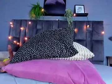 Chaturbate Live Sex Cam of dulceaurora_