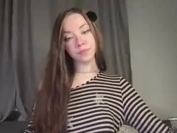 Chaturbate Live Porn of shesnotuwu