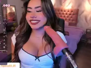 Chaturbate Free Live Porn of eveline_figeroa