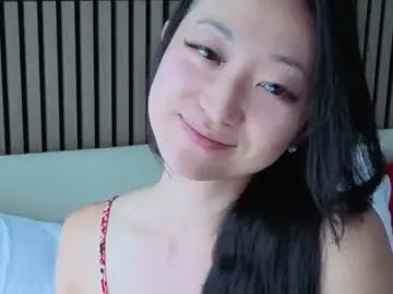 Chaturbate Live Sex Cam of mysweetsofie1