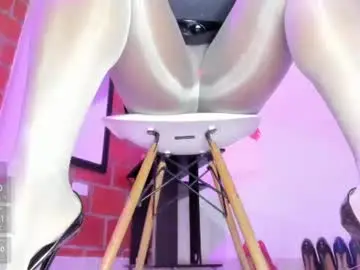 Chaturbate Best live sex cam show of beatziedreams