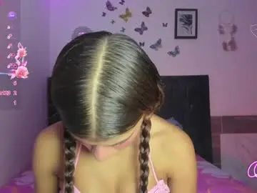 Chaturbate Live Sex of emmie_bunny