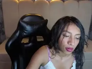 Chaturbate Best live sex cam show of adarasuri_v