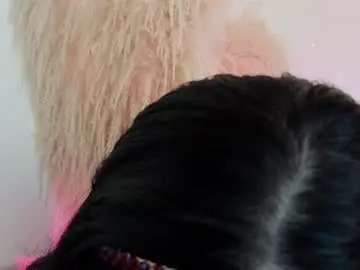 Chaturbate Live Porn of bella_saint33