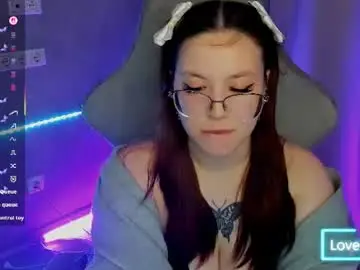 Chaturbate Best live sex cam show of kira_be11