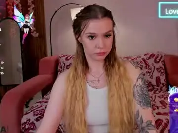 Chaturbate Live Sex Cam of lisa_rabbit