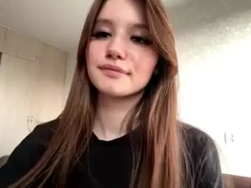Chaturbate Free Live Porn of marnieratelle