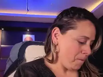 Chaturbate Free Porn Cam of cinthya_roberts