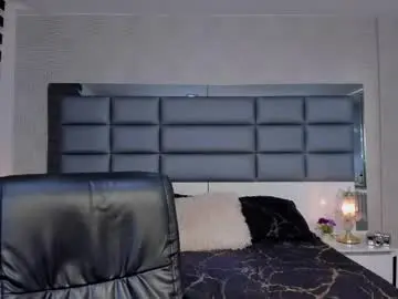 Chaturbate Live Porn of mrs_regina_clk