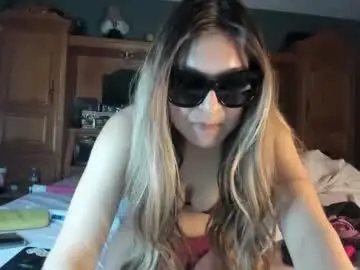 Chaturbate Live Porn of mariahpinkkitty