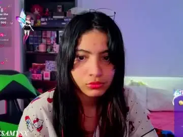 Chaturbate Live Sex Cam of helia_n_amy