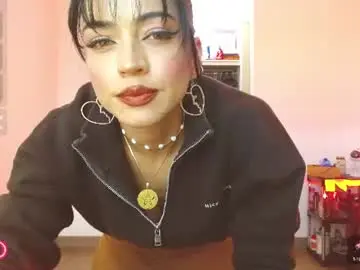 Chaturbate Free Live Porn of trinity_prestige