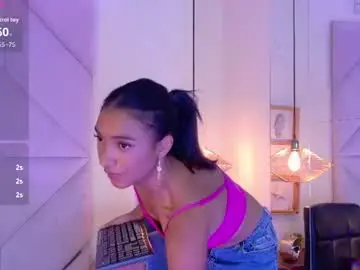 Chaturbate Live Sex Cam of miiaa_spencer