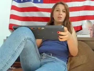 Chaturbate Nude Webcam of mellbell_
