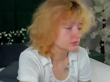 Chaturbate Free Live Porn of lunaa_bee