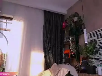 Chaturbate Live Sex of serene_sophiex