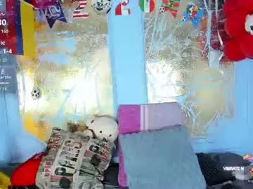 Chaturbate Live Sex Cam of melaniecooperr