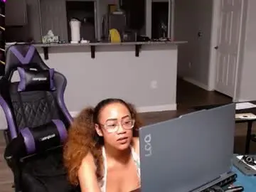 Chaturbate Adult Webcam of cumplzqueen