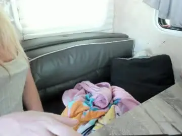 Chaturbate Live Sex Cam of eatthebooty420