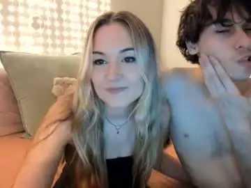 Chaturbate Adult Video Chat of iris_roslin