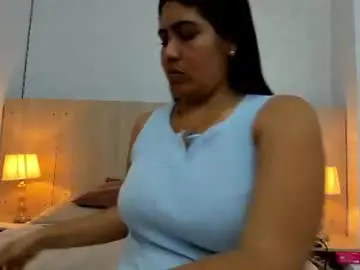 Chaturbate Best live sex cam show of naomi_miranda